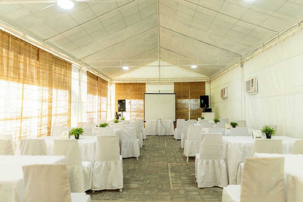 Palm Beach Resort 24/48