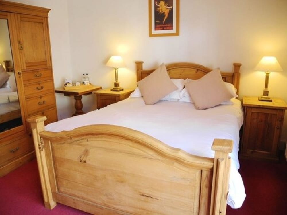 The White Hart Inn 10/55