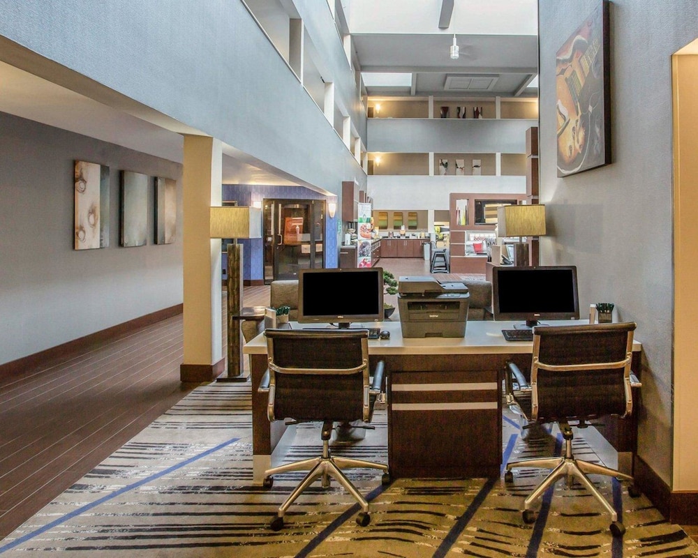 Quality Suites Nashville Airport 46/50