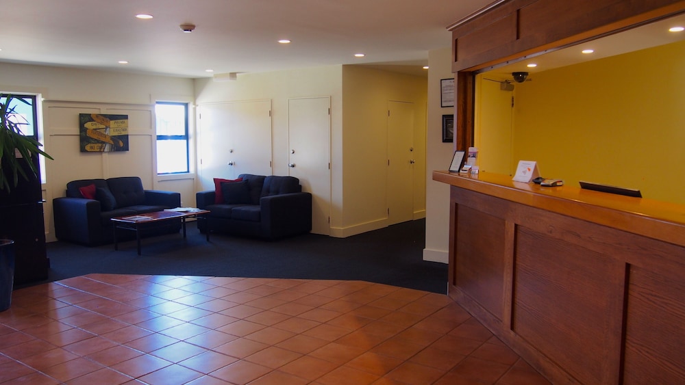 Totara Lodge 7/37