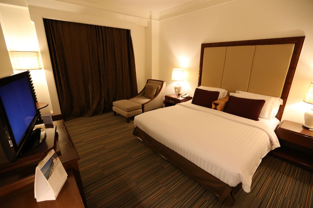 The Imperial Hotel And Convention Centre Korat 15/68