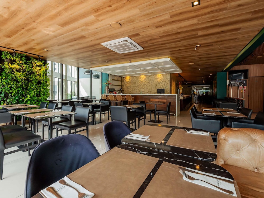 Mercure Belem Boulevard 52/75