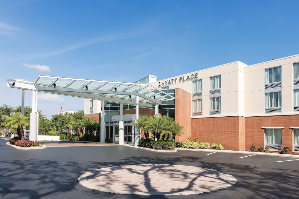 Hyatt Place Sarasota Bradenton 58/65