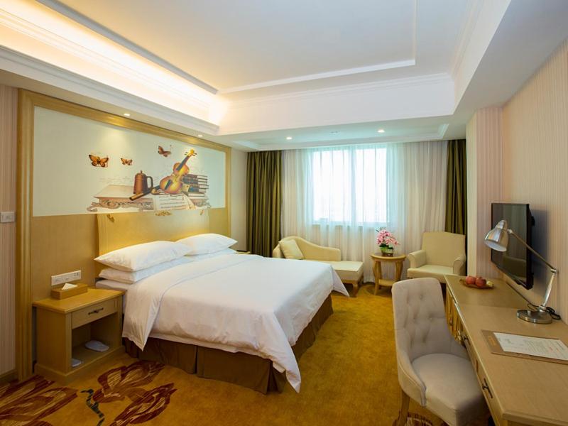 Vienna Classic Hotel (Huizhou Dahuxi) 28/39