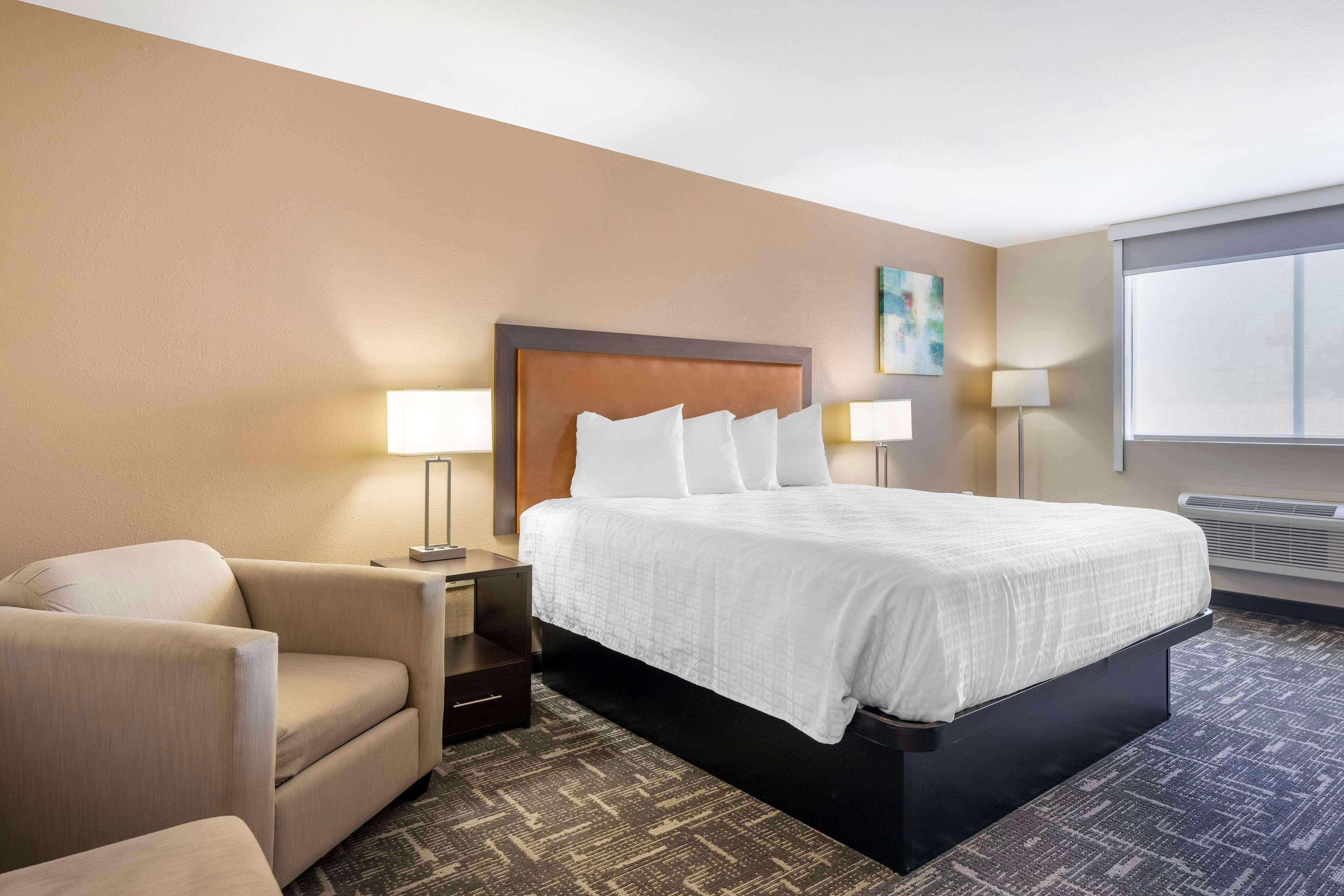 Room, Double Bed, Accessible