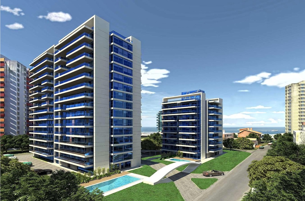 Arenas del Mar Apartments 8/65