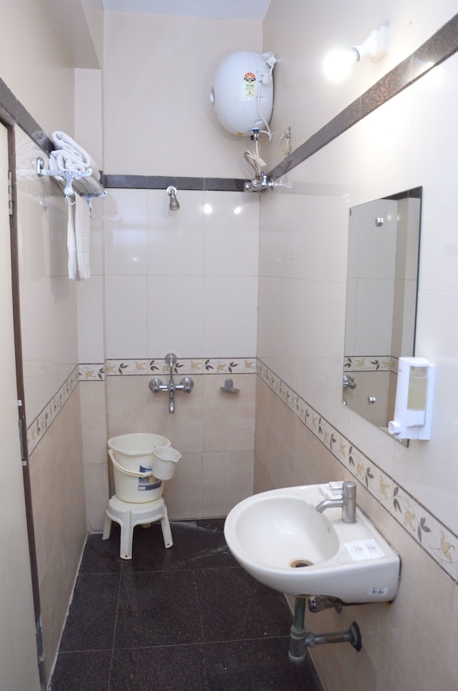 Hotel Vijay Residency 9/33