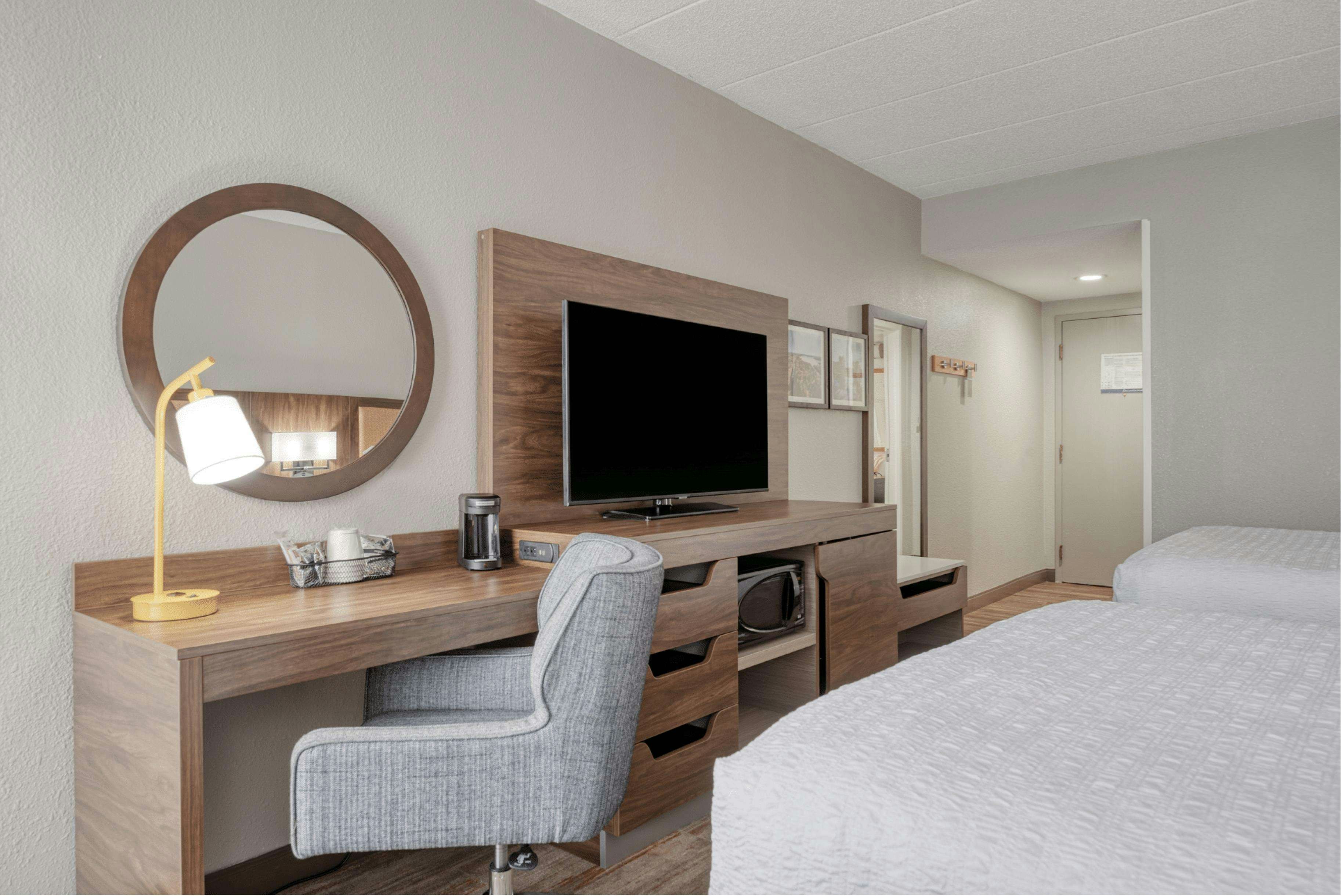 Hampton Inn Washington Court House 52/61