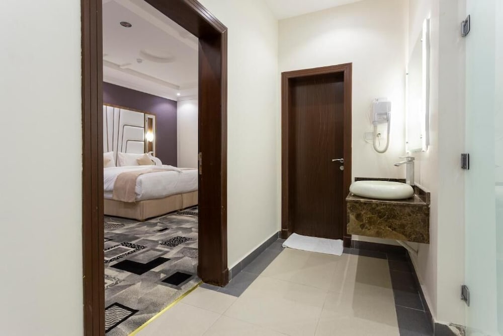شقق ديور إن الفندقية(Dior Inn serviced apartments) 26/27