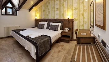 Assos Behram Hotel 11/43
