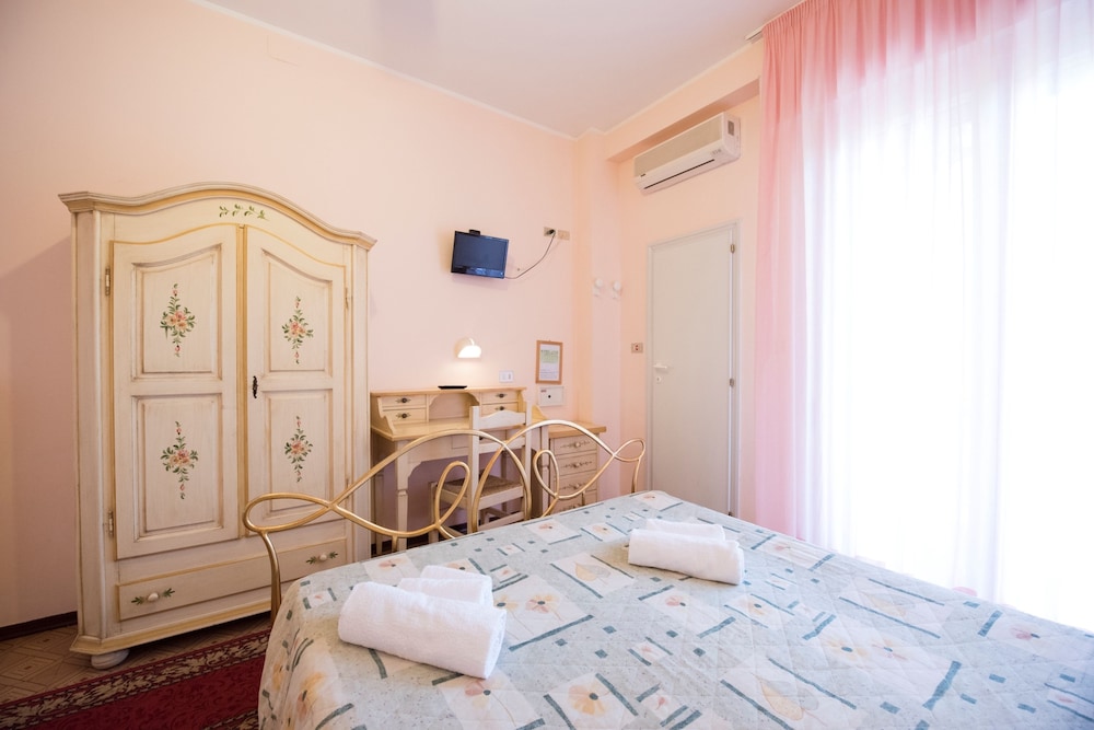 Settebello Hotel 11/50