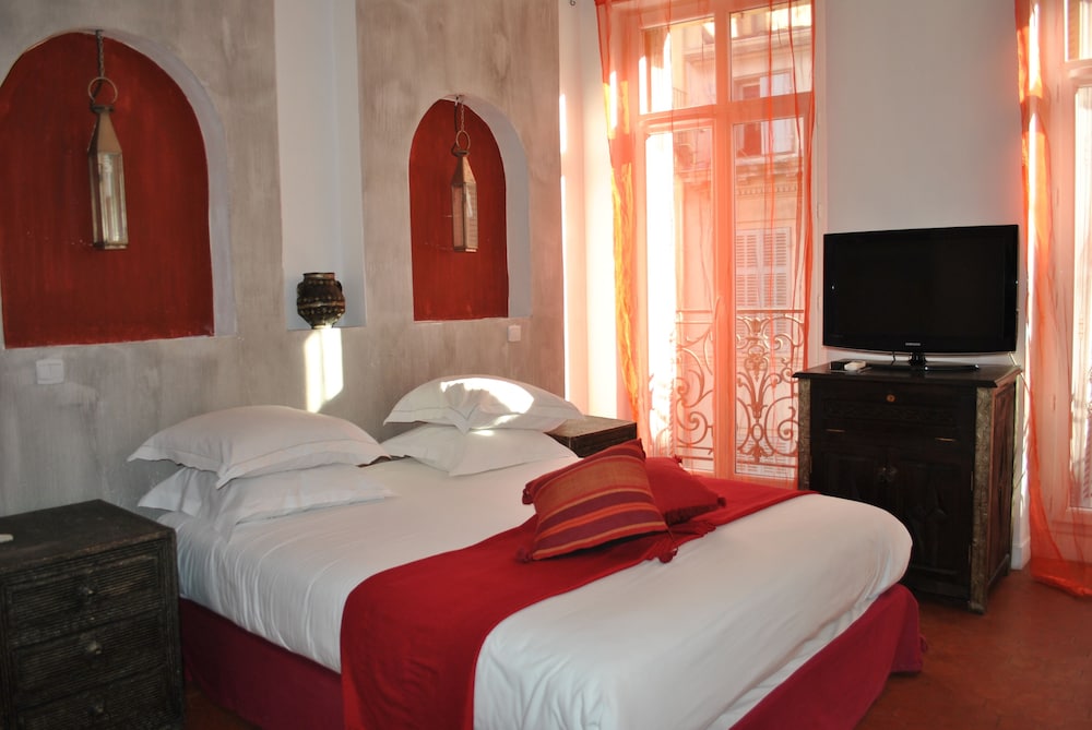 LE RYAD BOUTIQUE HOTEL 11/69
