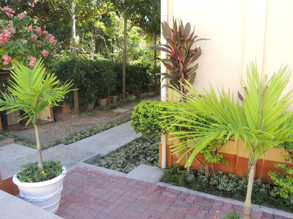 Reef Holiday Apartments Hotel Mahe Island 48/60