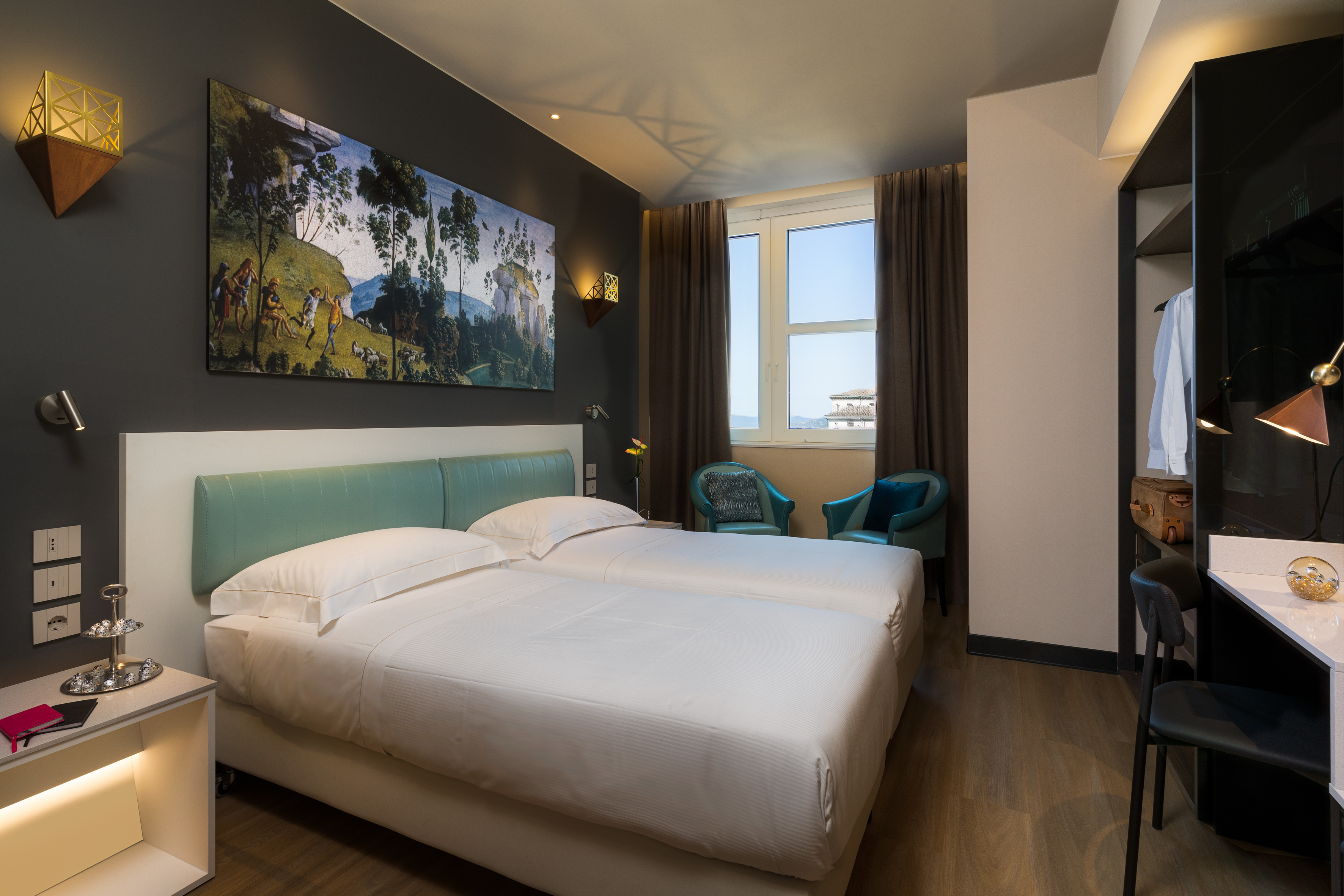 Superior, King Bed, Sangallo Palace 4/10
