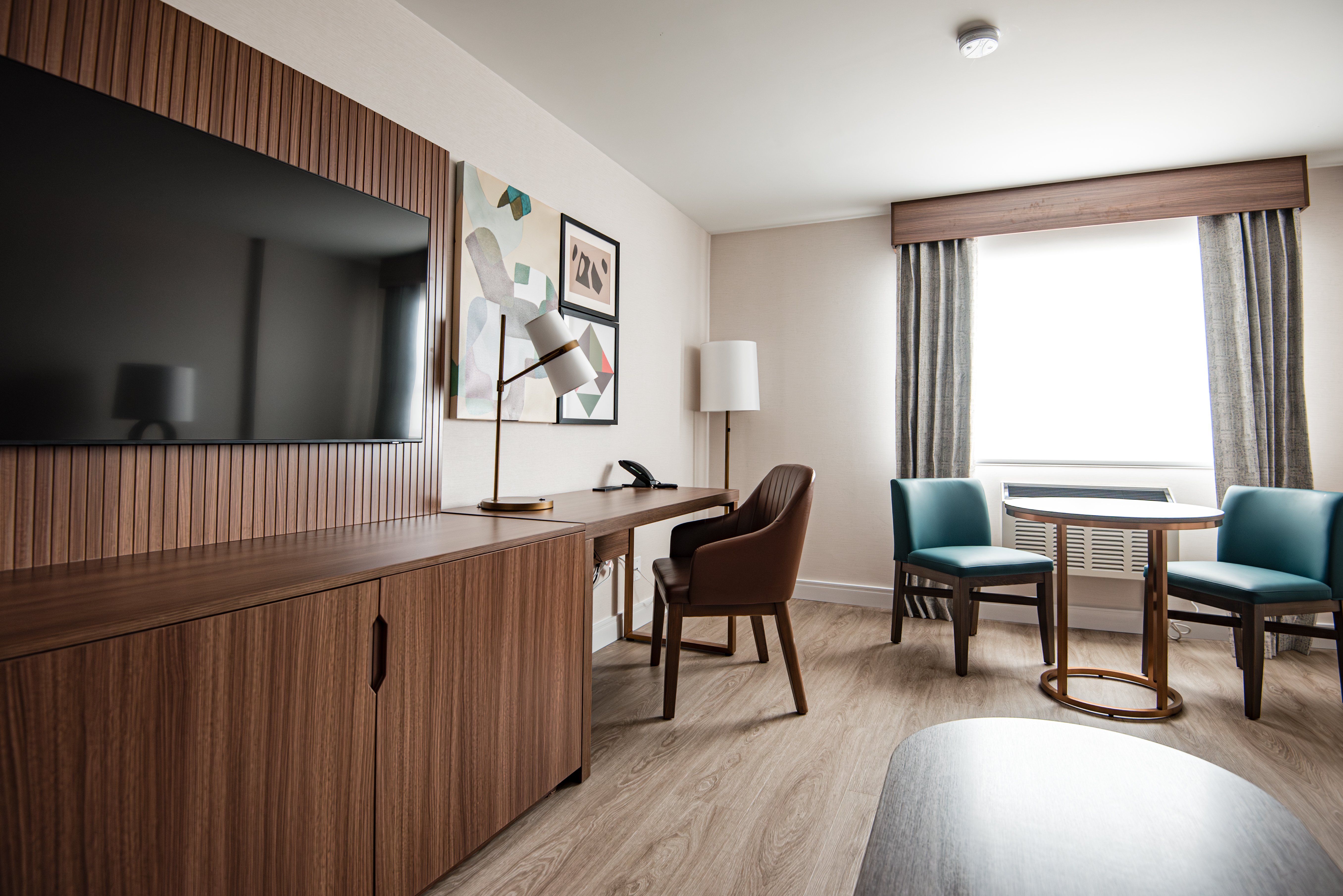 Holiday Inn Hotel And Suites Winnipeg Downtown 64/78