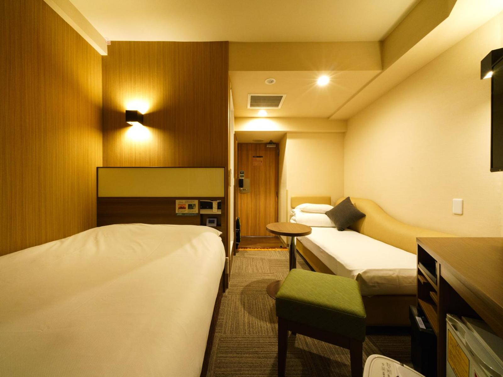 Economy, Twin Beds