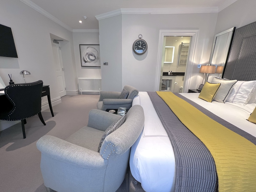 Tavistock House Hotel 30/38