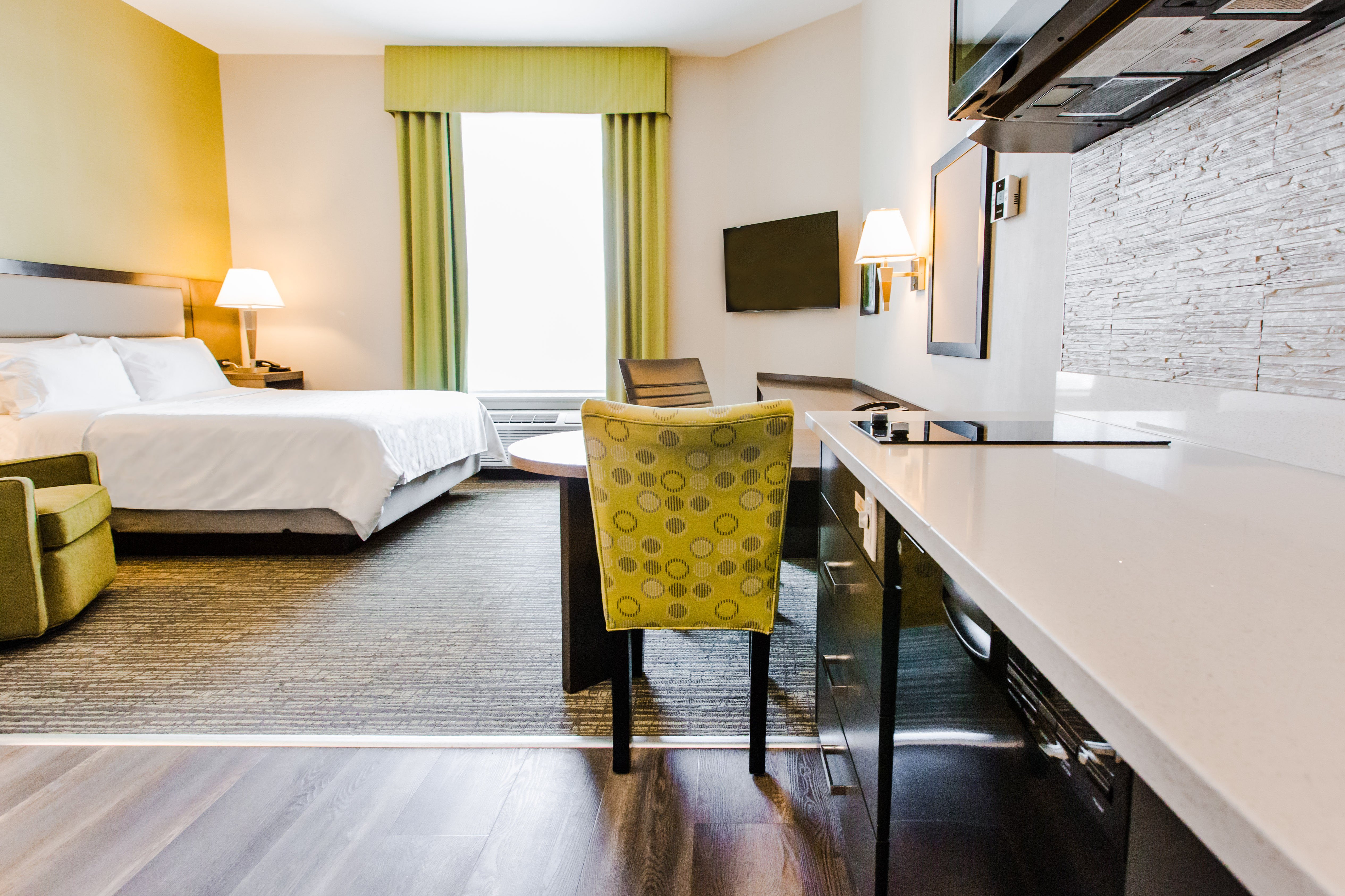 Candlewood Suites Edmonton West 35/76