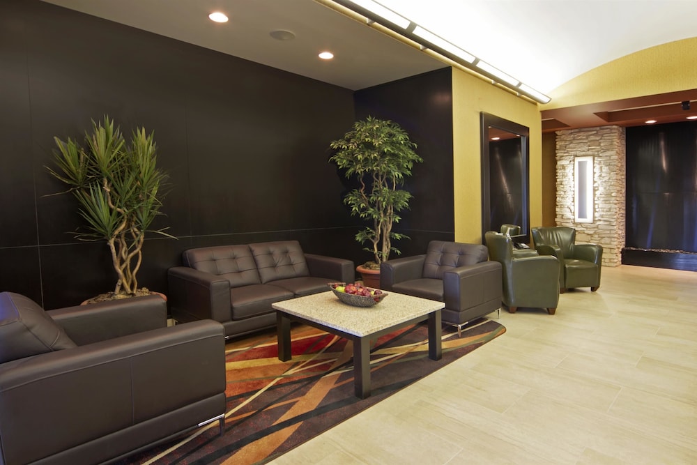 Best Western Plus Sherwood Park Inn and Suites 44/59
