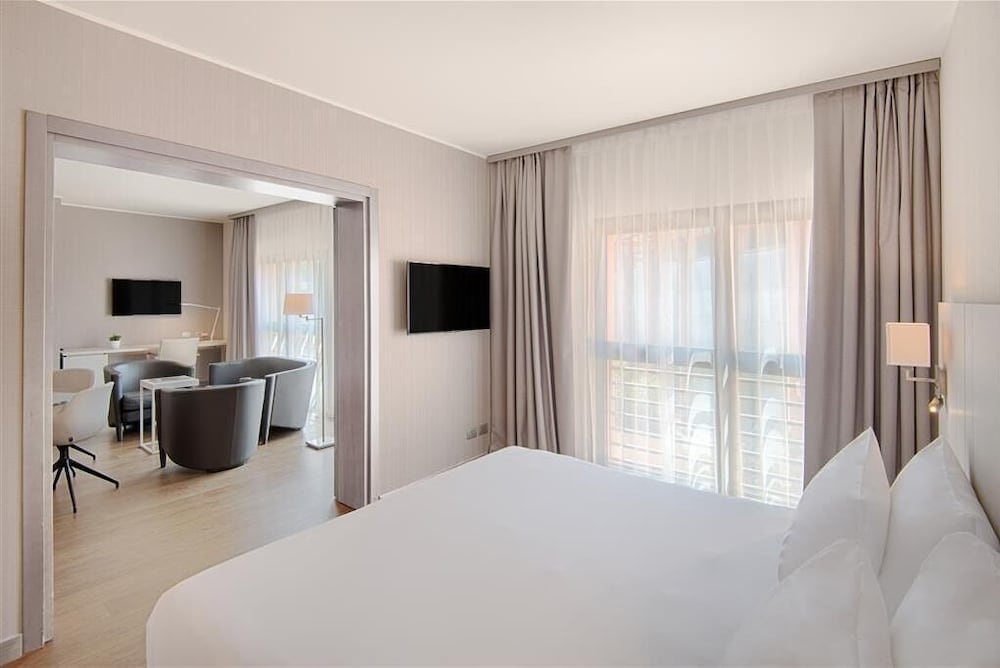 Hotel NH Lecco Pontevecchio 12/50