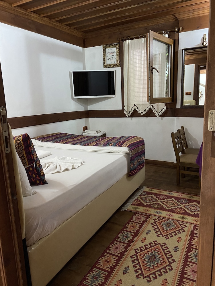 Avcioglu Konak Otel 13/50
