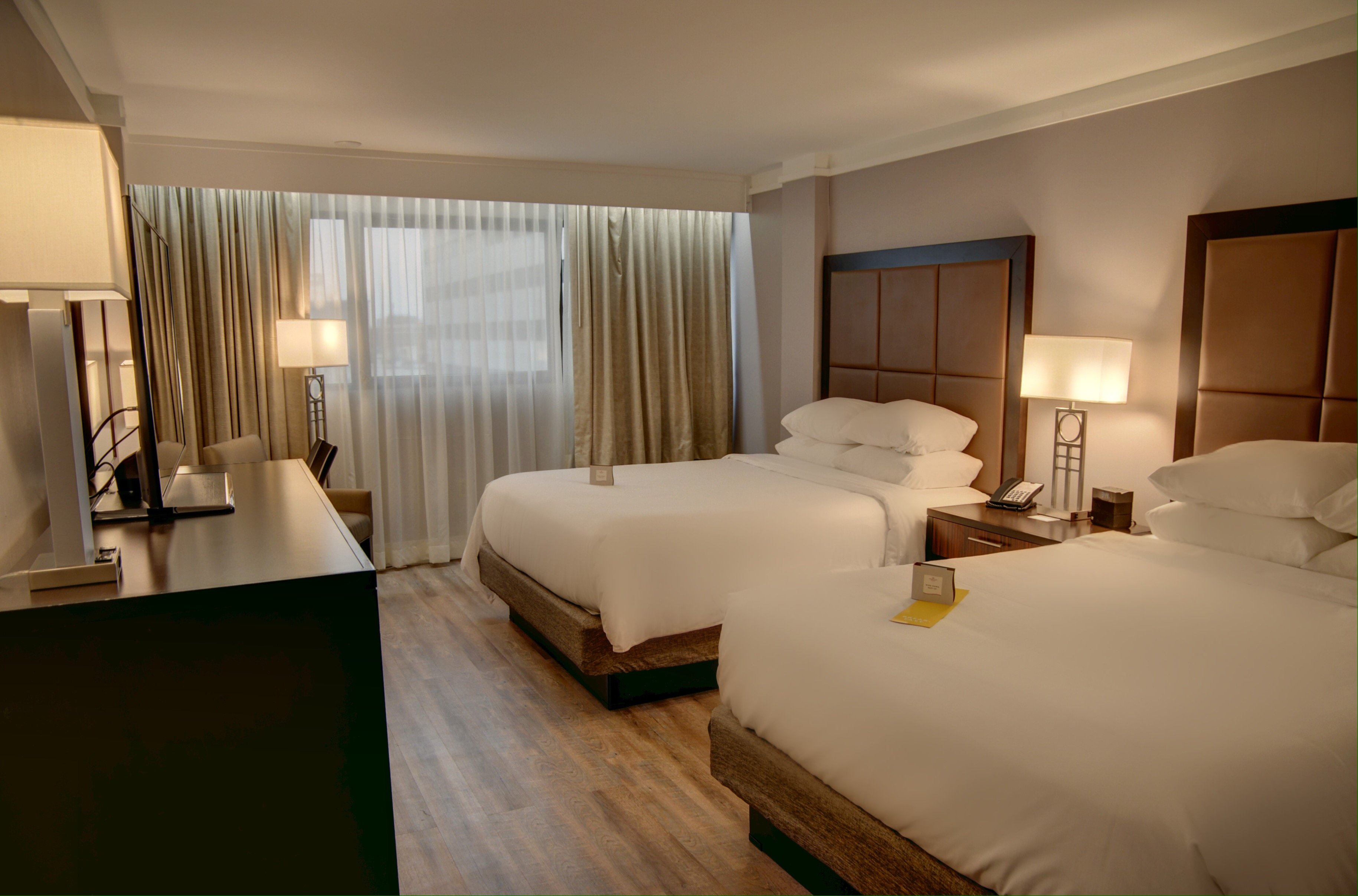 Crowne Plaza Hotel Knoxville Downtown University 24/81