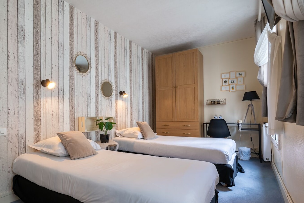 Nouvel Hotel Paris 17/66