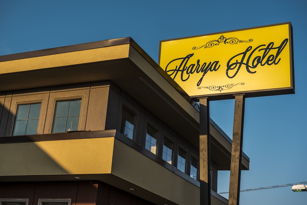 AArya Hotel By Niagara Fashion Outlets 5/44