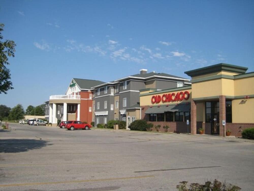 Grandstay Residential Suites Ames 5/52