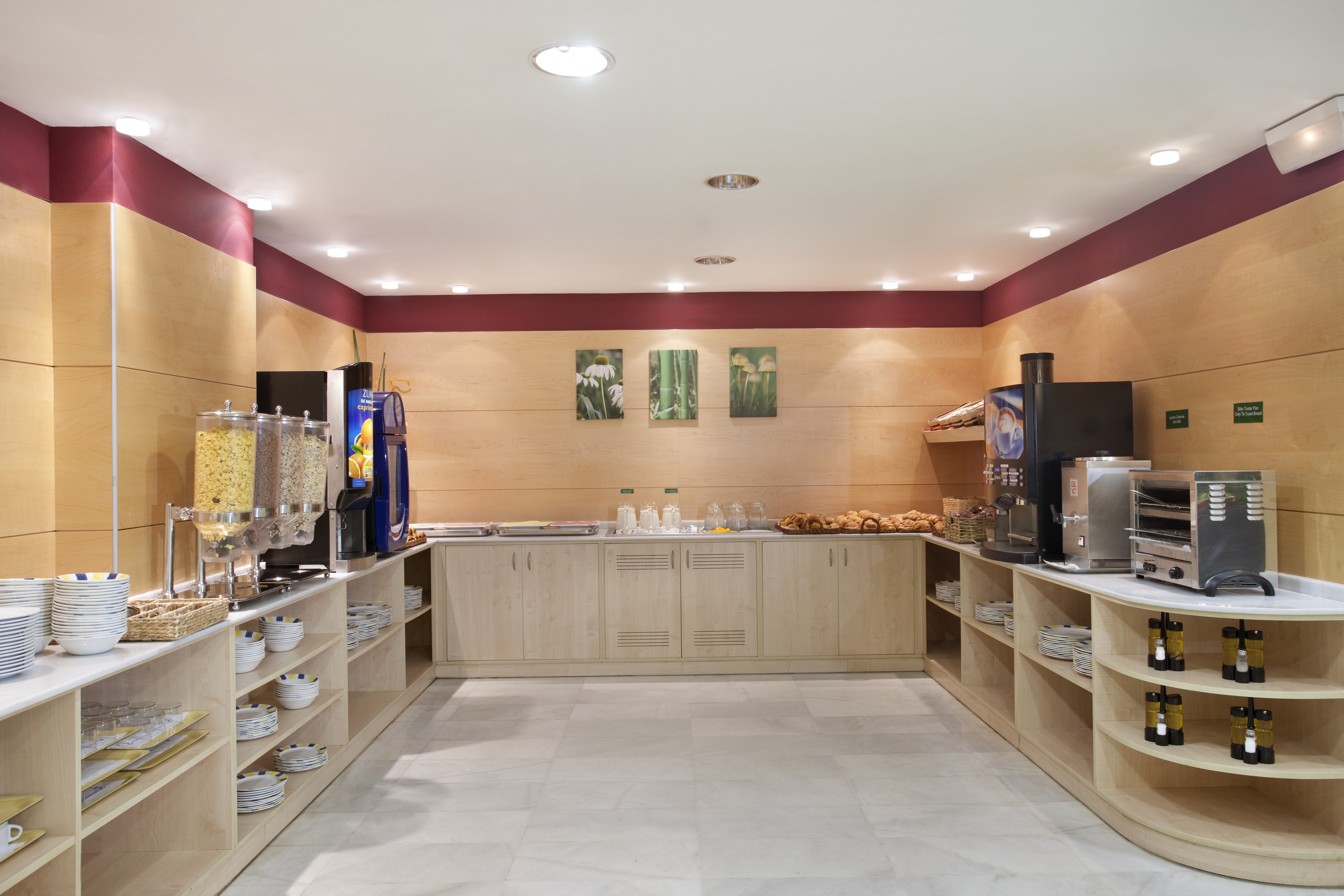 HOLIDAY INN EXPRESS MADRID - ALCORCON 6/33