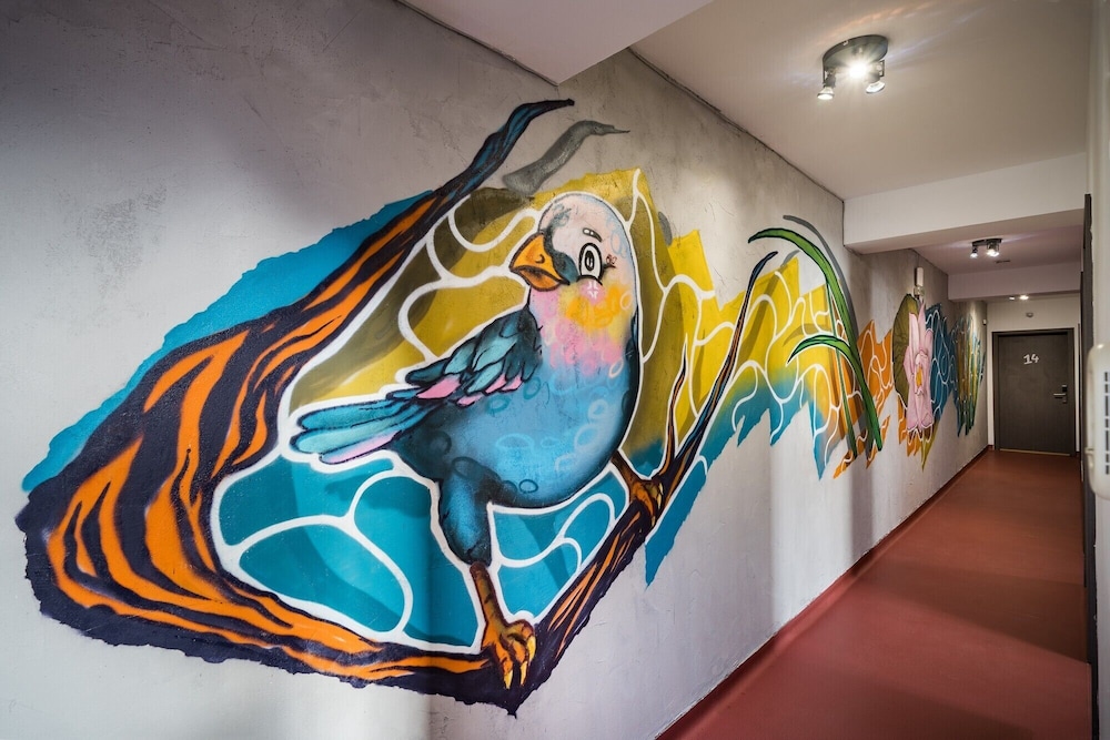 Hotel Graffiti 30/55