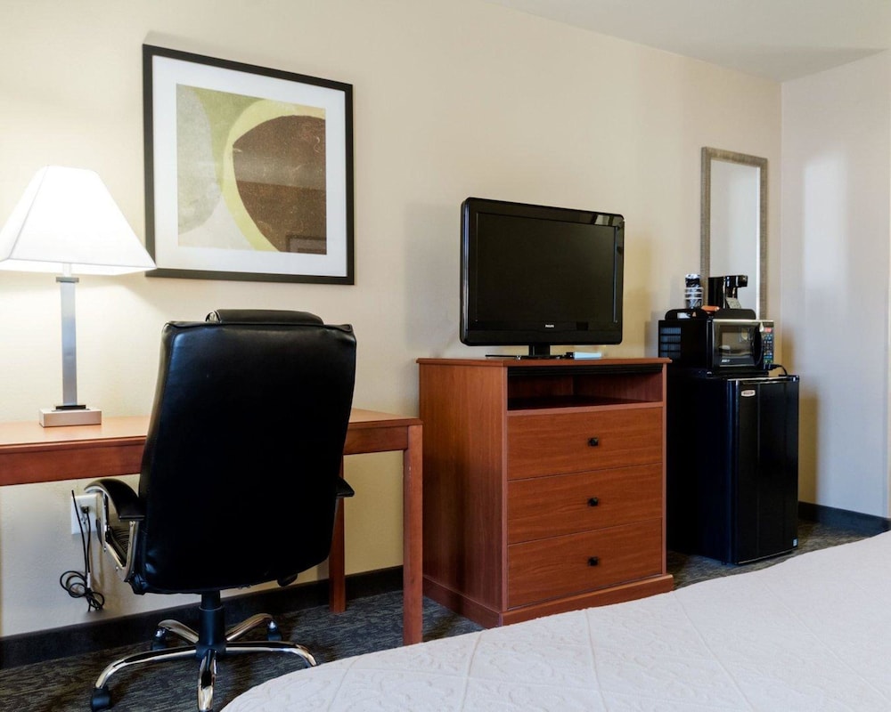 Motel6 Junction, TX - Llano River 45/60