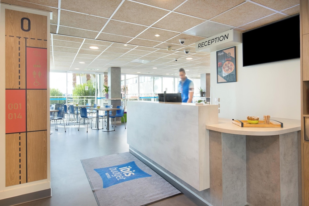 Ibis Budget Marseille L Estaque 10/72