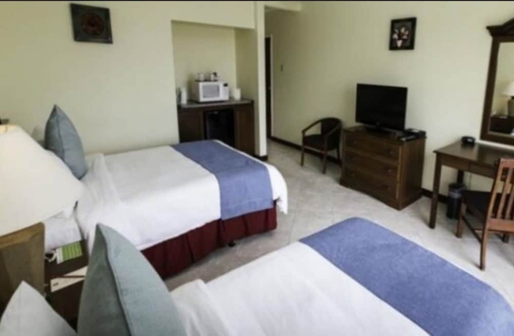 Cara Hotels Trinidad 9/44