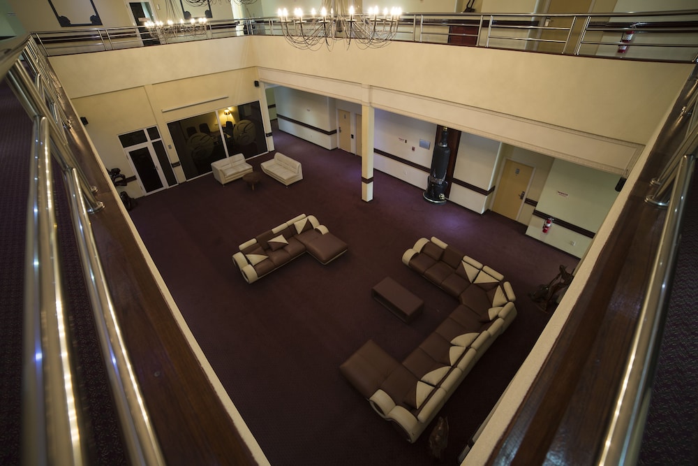 Elegance Hotel & Casino 3/50