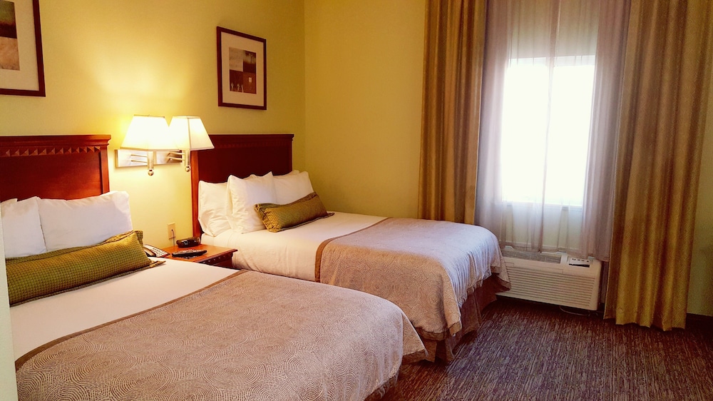 Candlewood Suites Oklahoma City-Moore 11/38