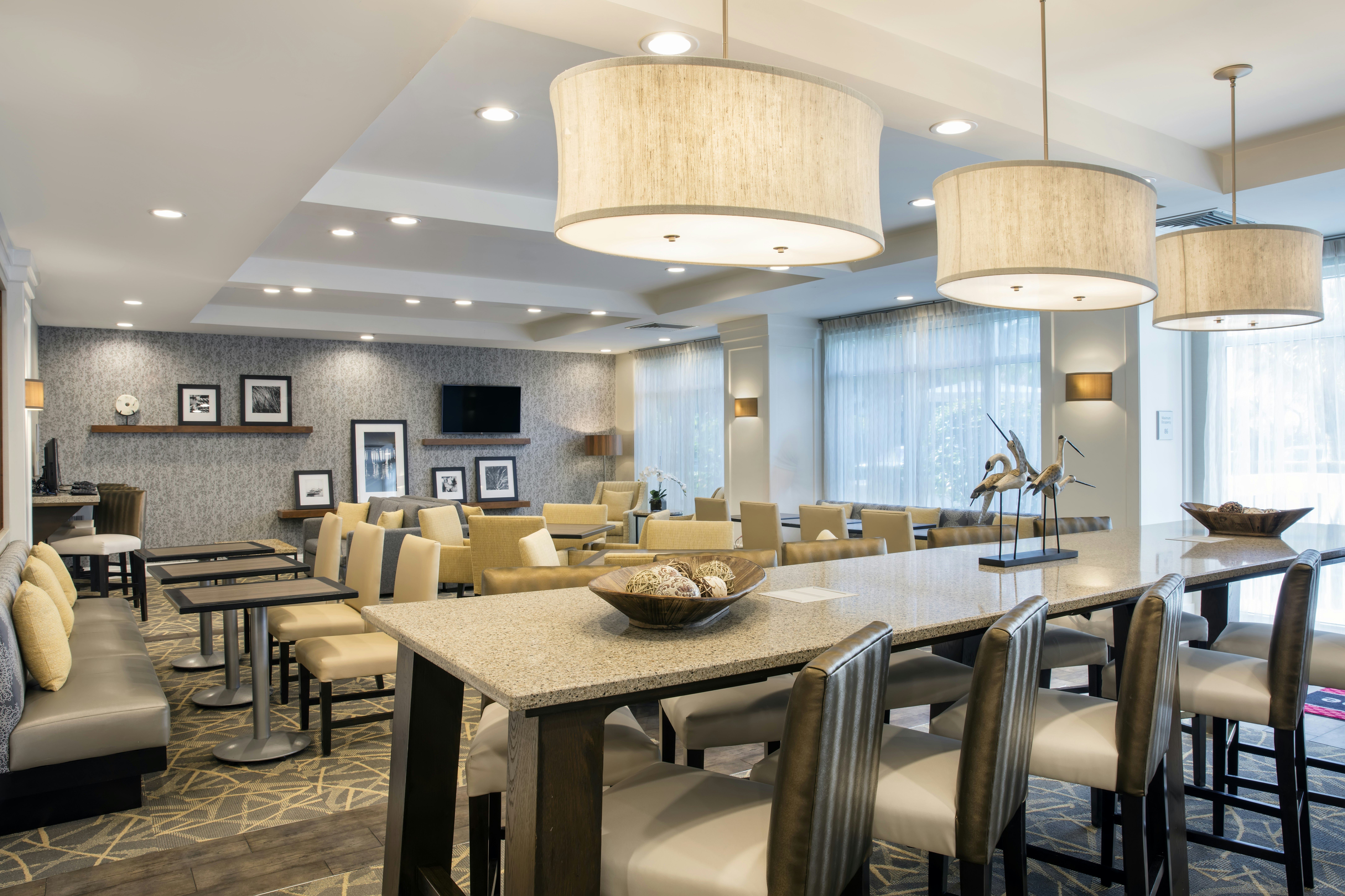 Hampton Inn By Hilton Hallandale Beach Aventura 24/37