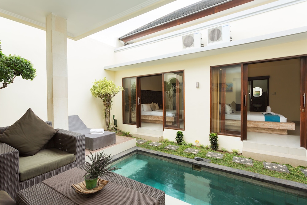 Karana Villa Bali 50/64