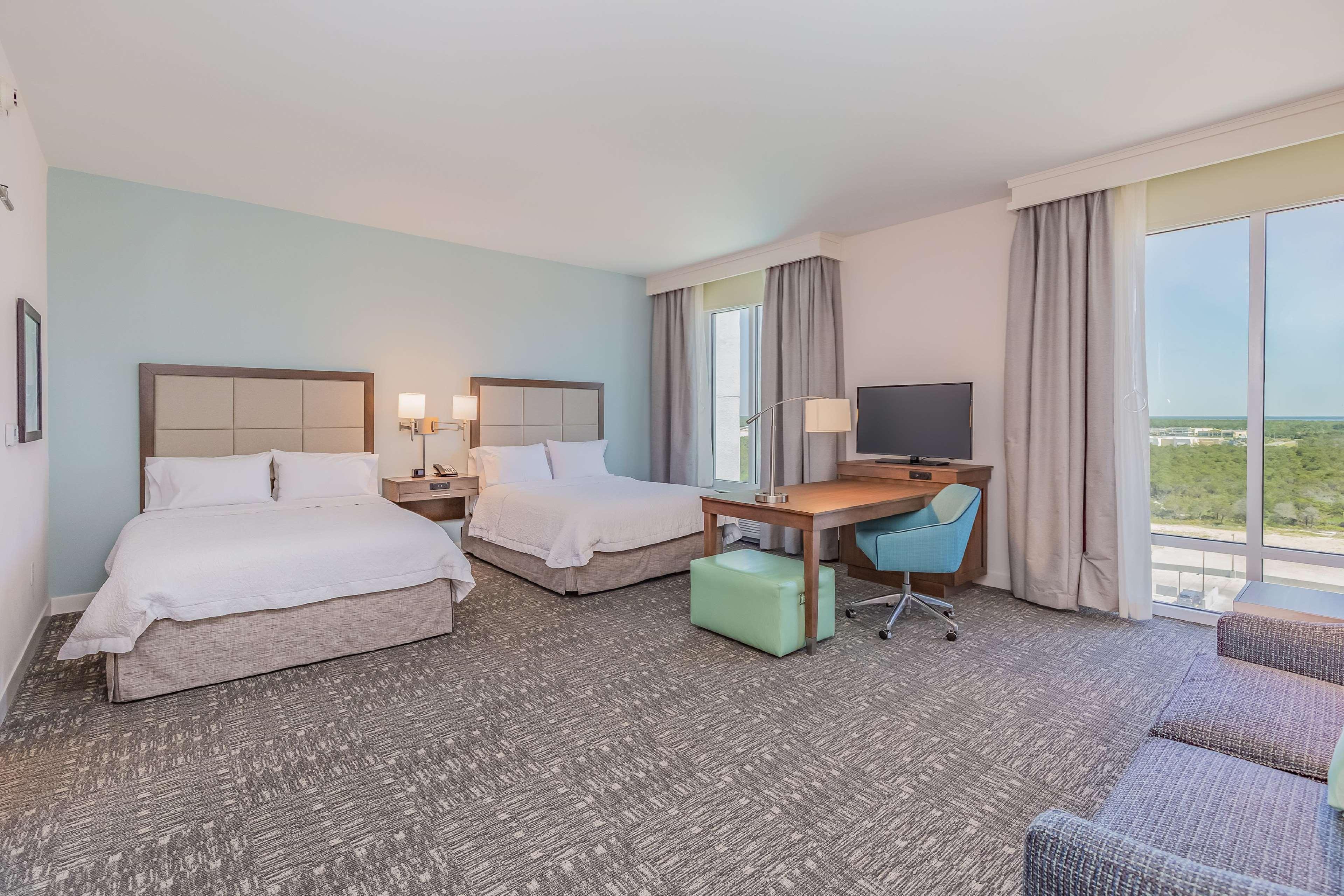 STUDIO, 2 QUEEN BEDS, INLAND VIEW, ACCESSIBLE