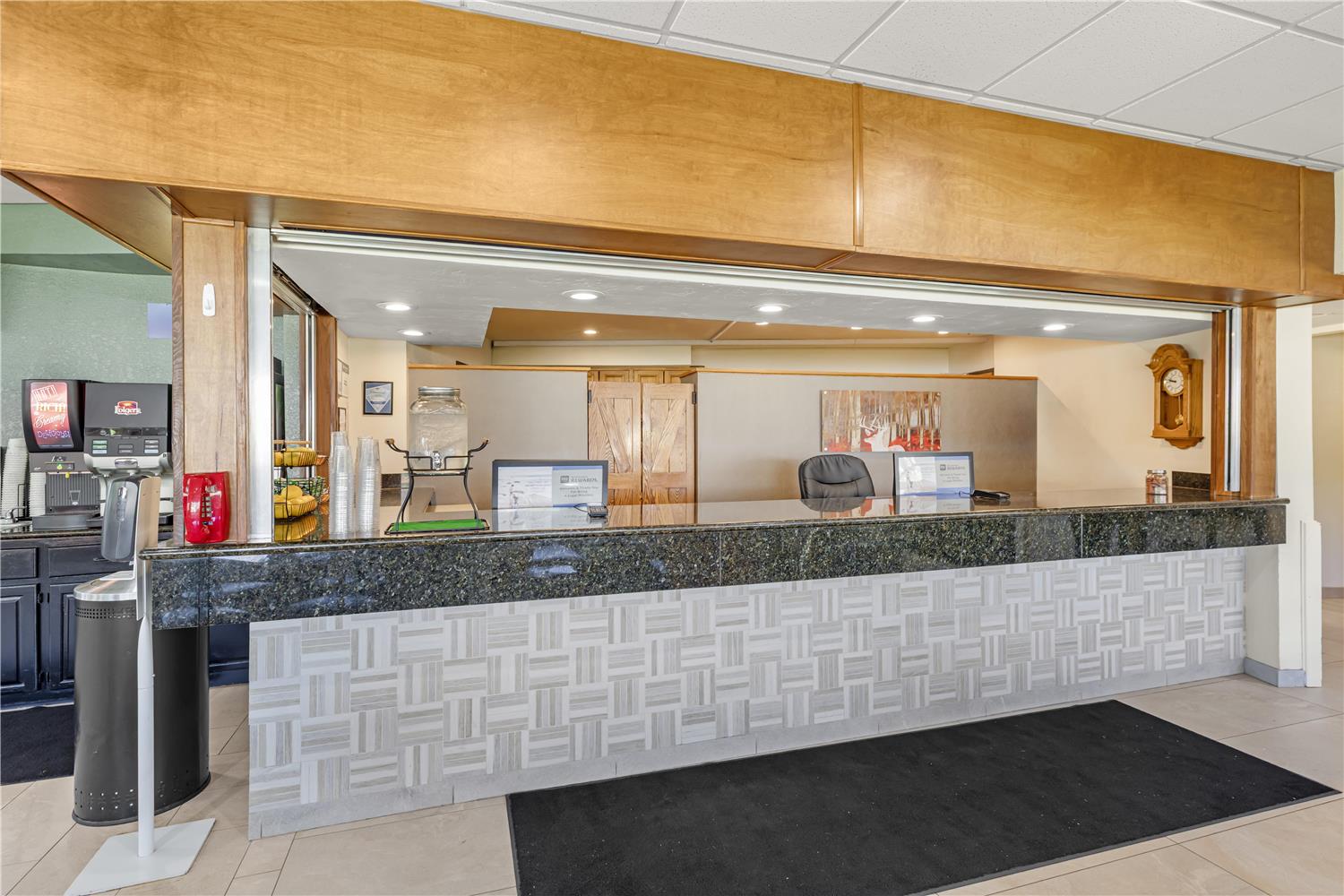 Best Western Alpenglo Lodge 4/13