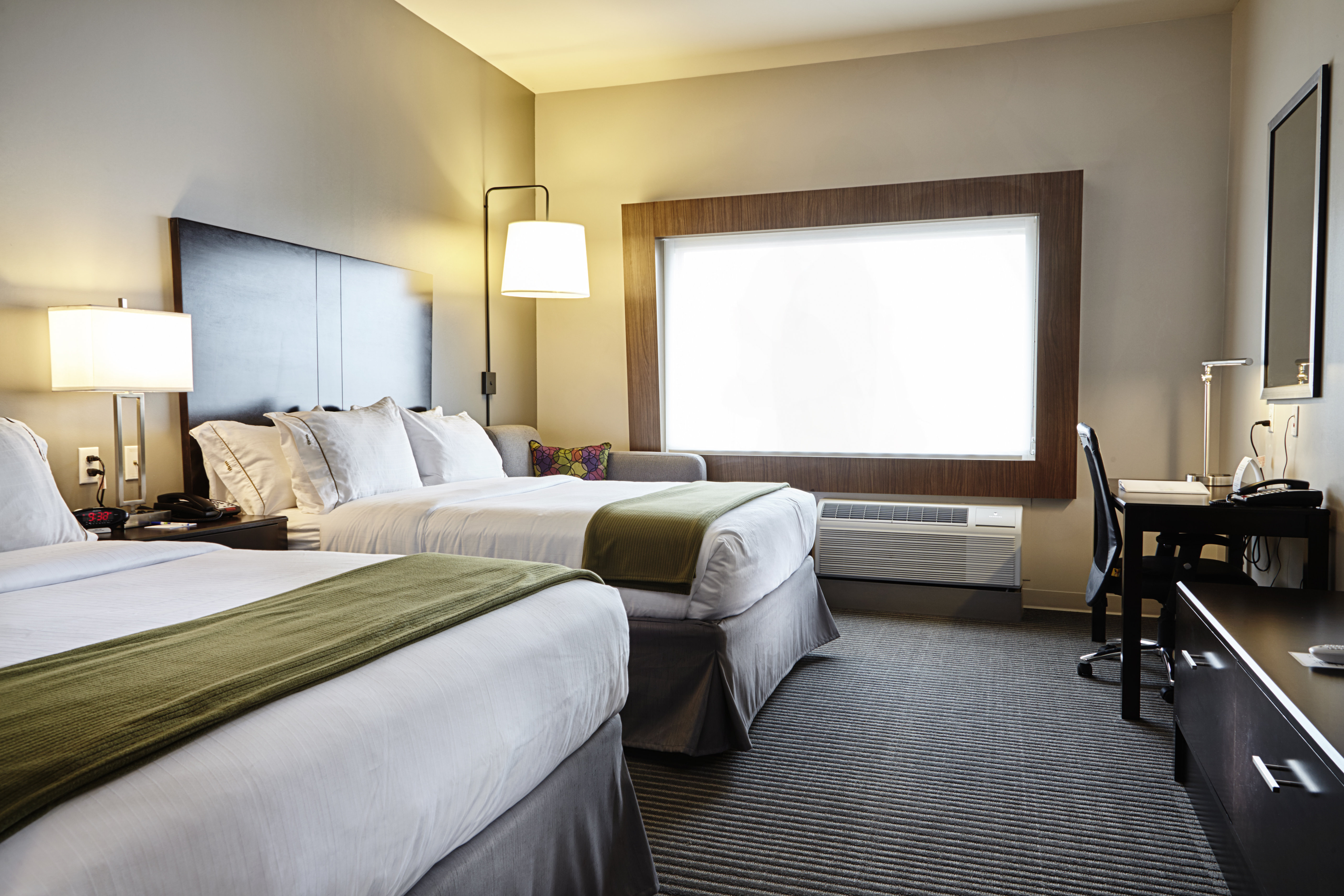 Holiday Inn Express Suites Tahlequah 15/46