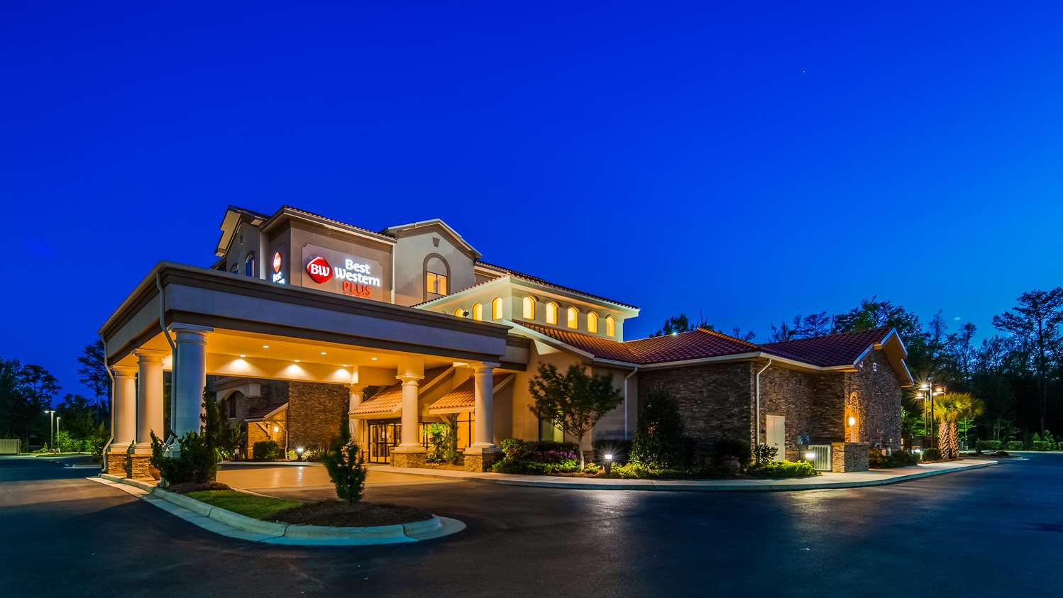 Best Western Plus Westgate Inn & Suites 1/19