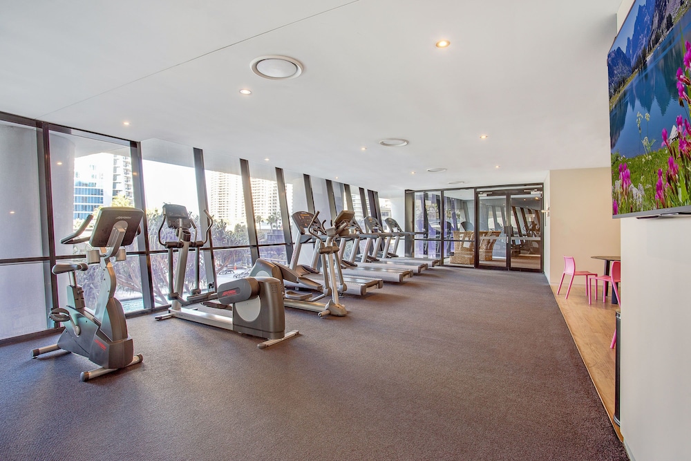 Mantra Circle on Cavill Surfers Paradise 25/50
