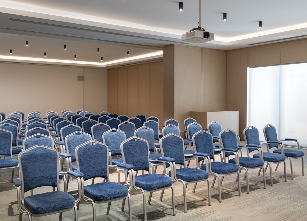 Radisson Collection Hotel Bodrum 66/75