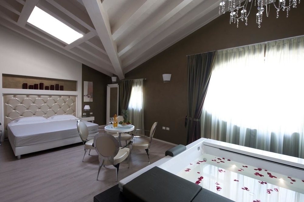 Hotel Morgana 17/28