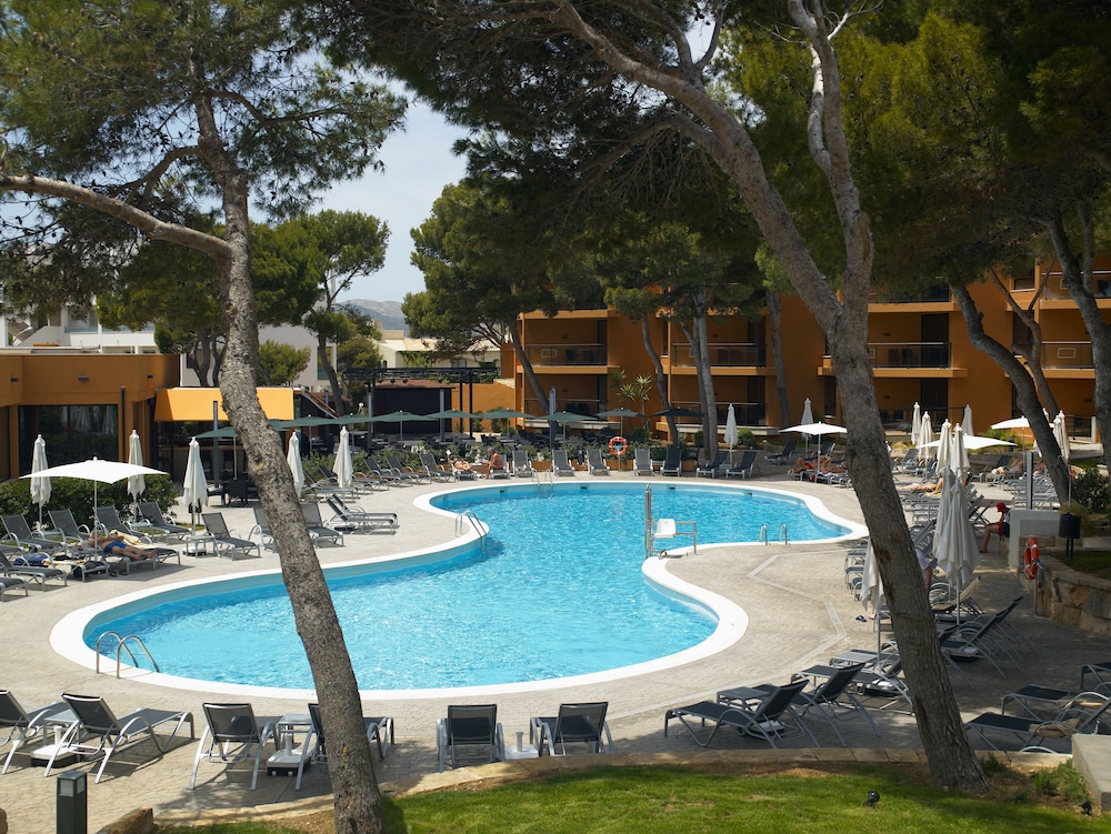 Protur Turo Pins Hotel in Cala Ratjada
