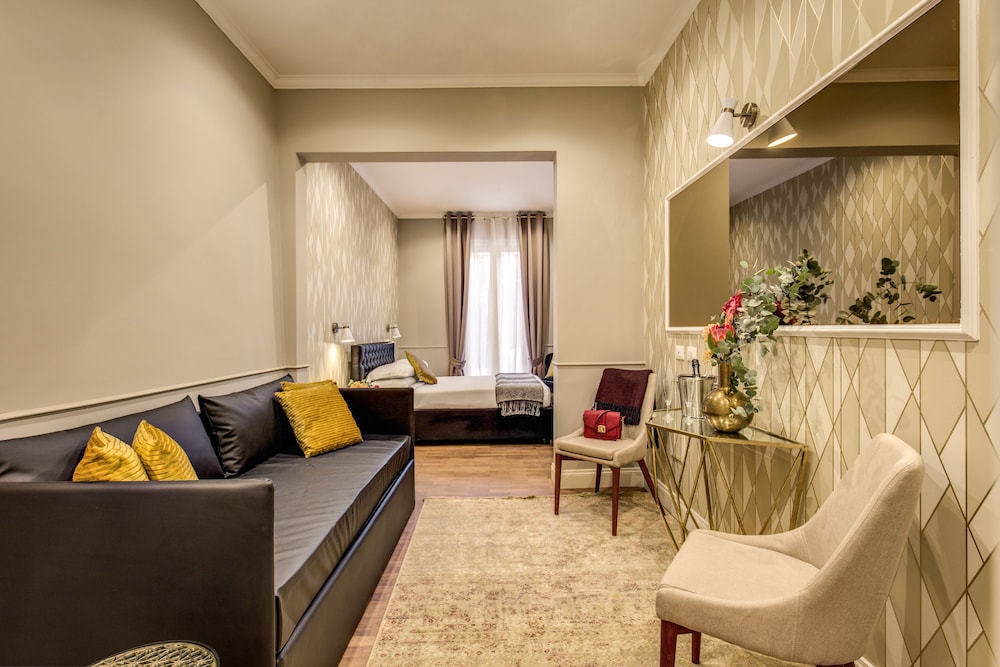 Charme Spagna Boutique Hotel 51/77
