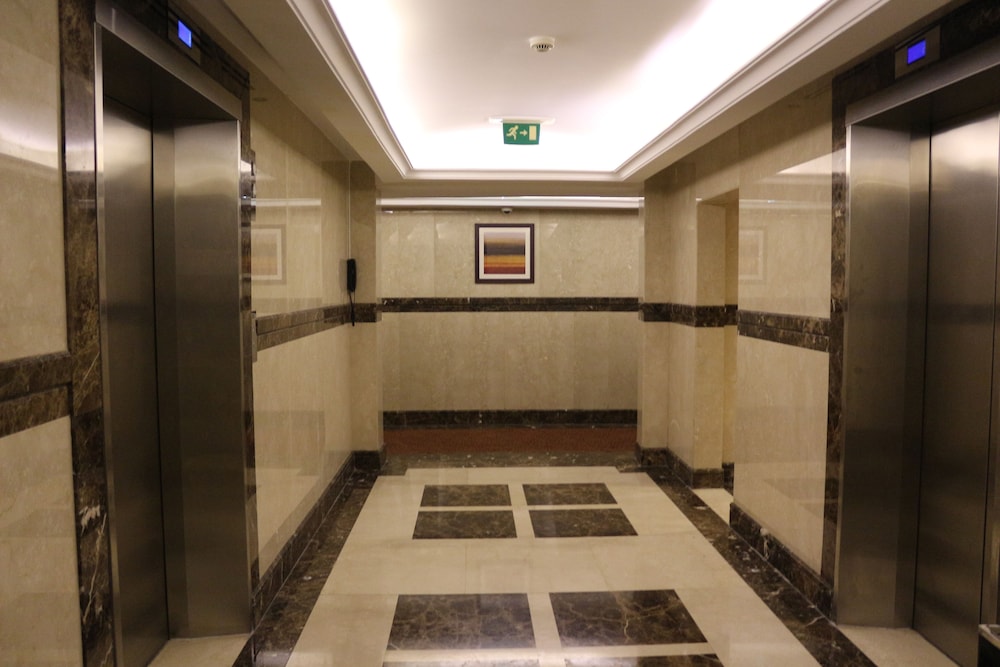 Pearl Executive Hotel Apartment (ex Pearl Park Deluxe Hotel Apartments) 8/50