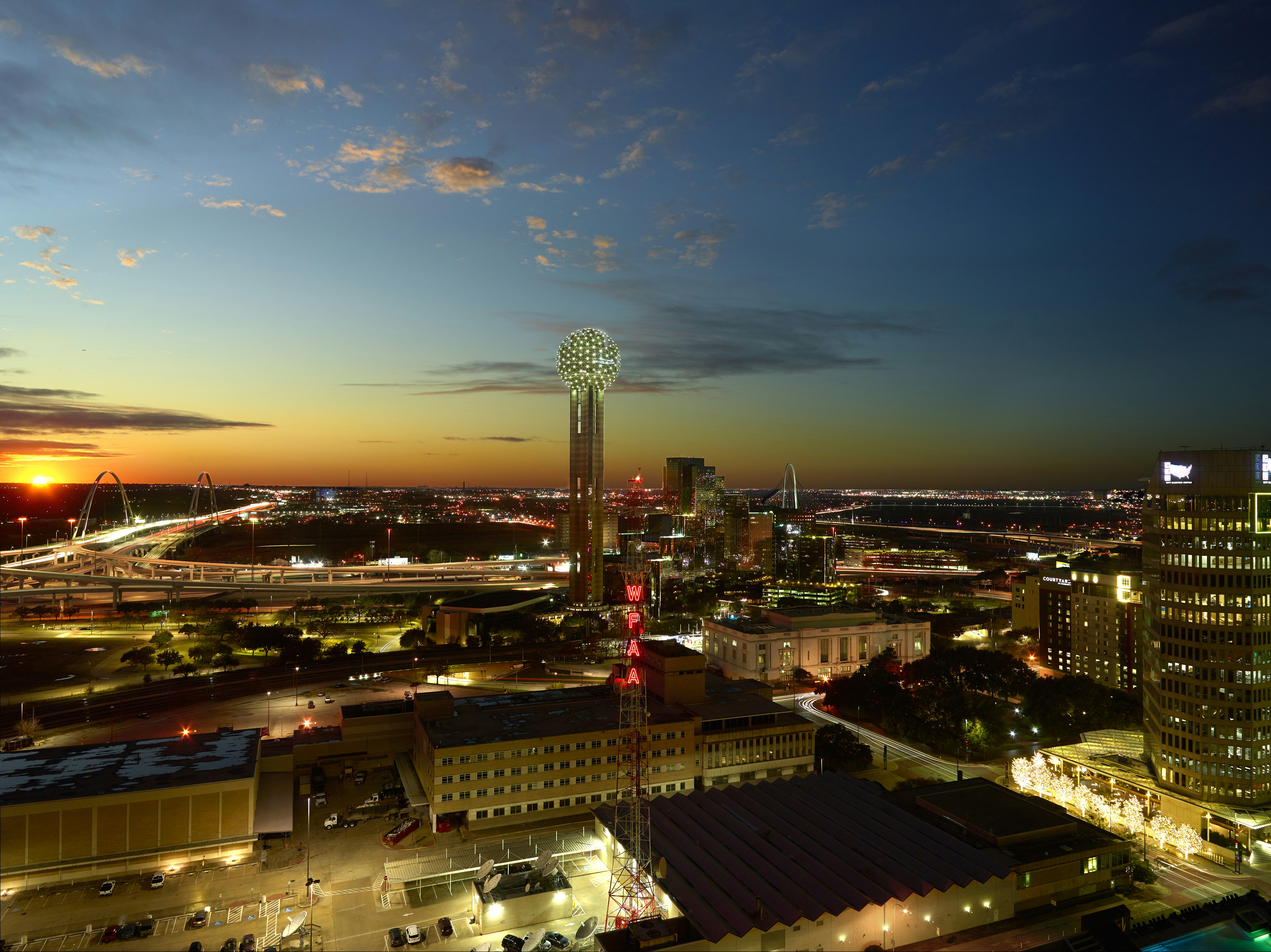 OMNI DALLAS HOTEL 85/92