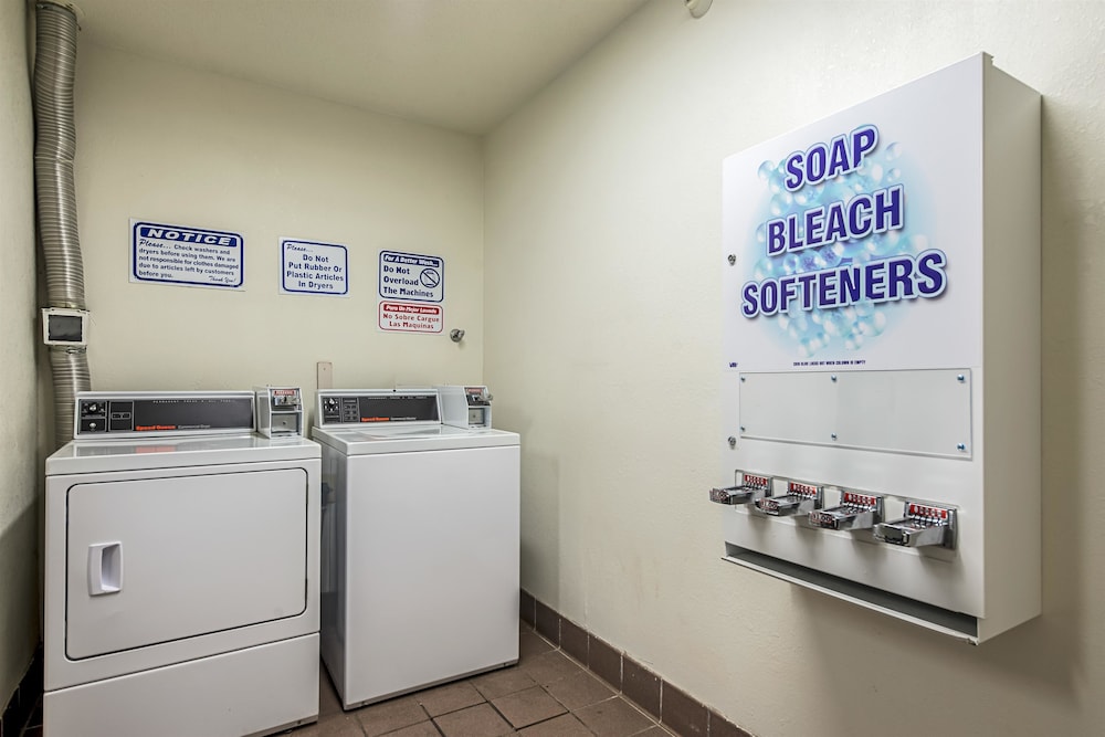 Motel6 Indianapolis, IN 8/51